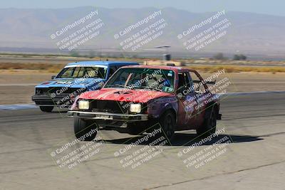 media/Oct-01-2022-24 Hours of Lemons (Sat) [[0fb1f7cfb1]]/10am (Front Straight)/